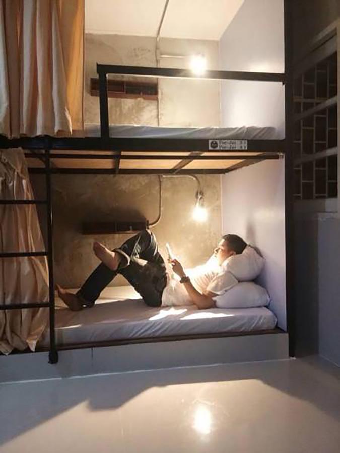 Yellow Flower Hostel チェンライ エクステリア 写真