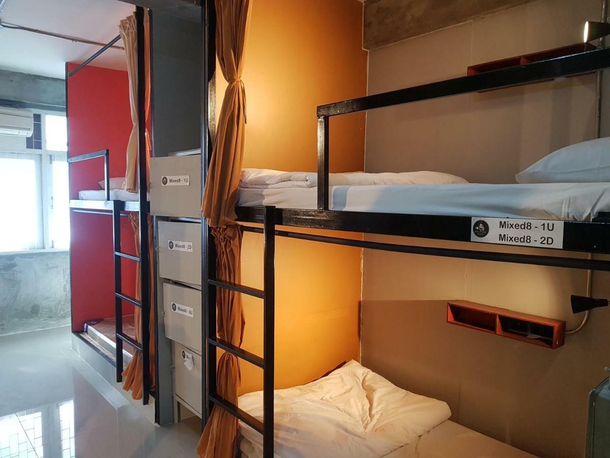 Yellow Flower Hostel チェンライ エクステリア 写真